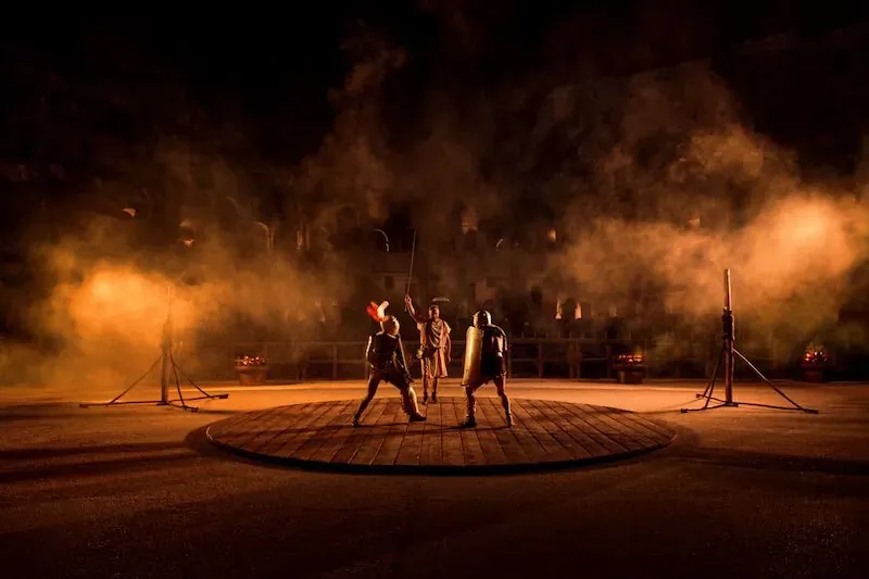 04-Gladiator-Icons-Airbnb-Credit-Christopher-Anderson