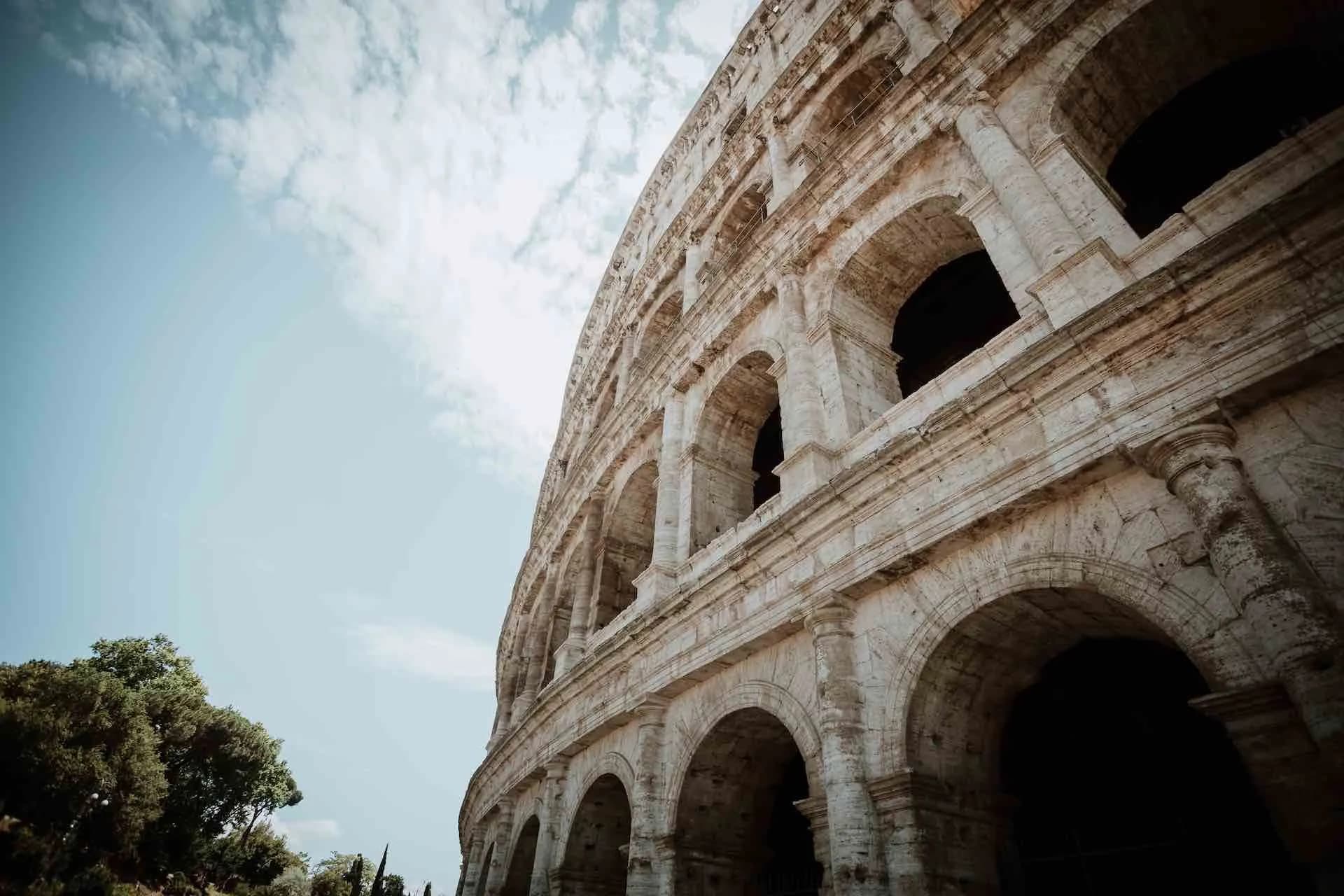 Colosseum-Pix-Around-Rome