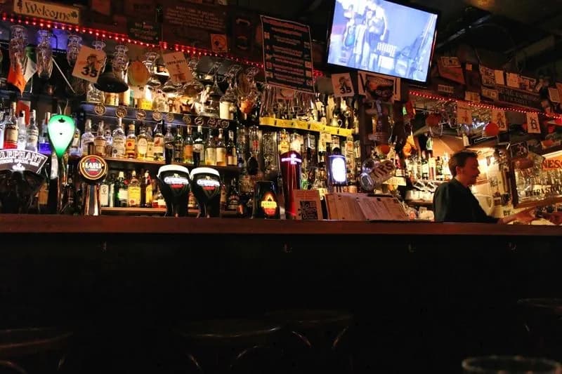 Fiddlers-elbow-bar