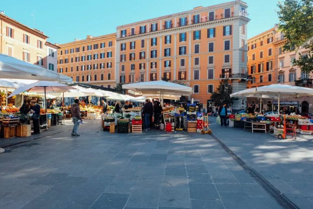 IMAGE-1-Piazza-San-Cosimato