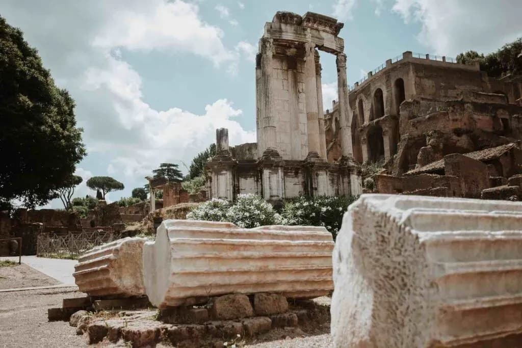 Temple-of-Vesta-in-the-Roman-Forum-1024x683