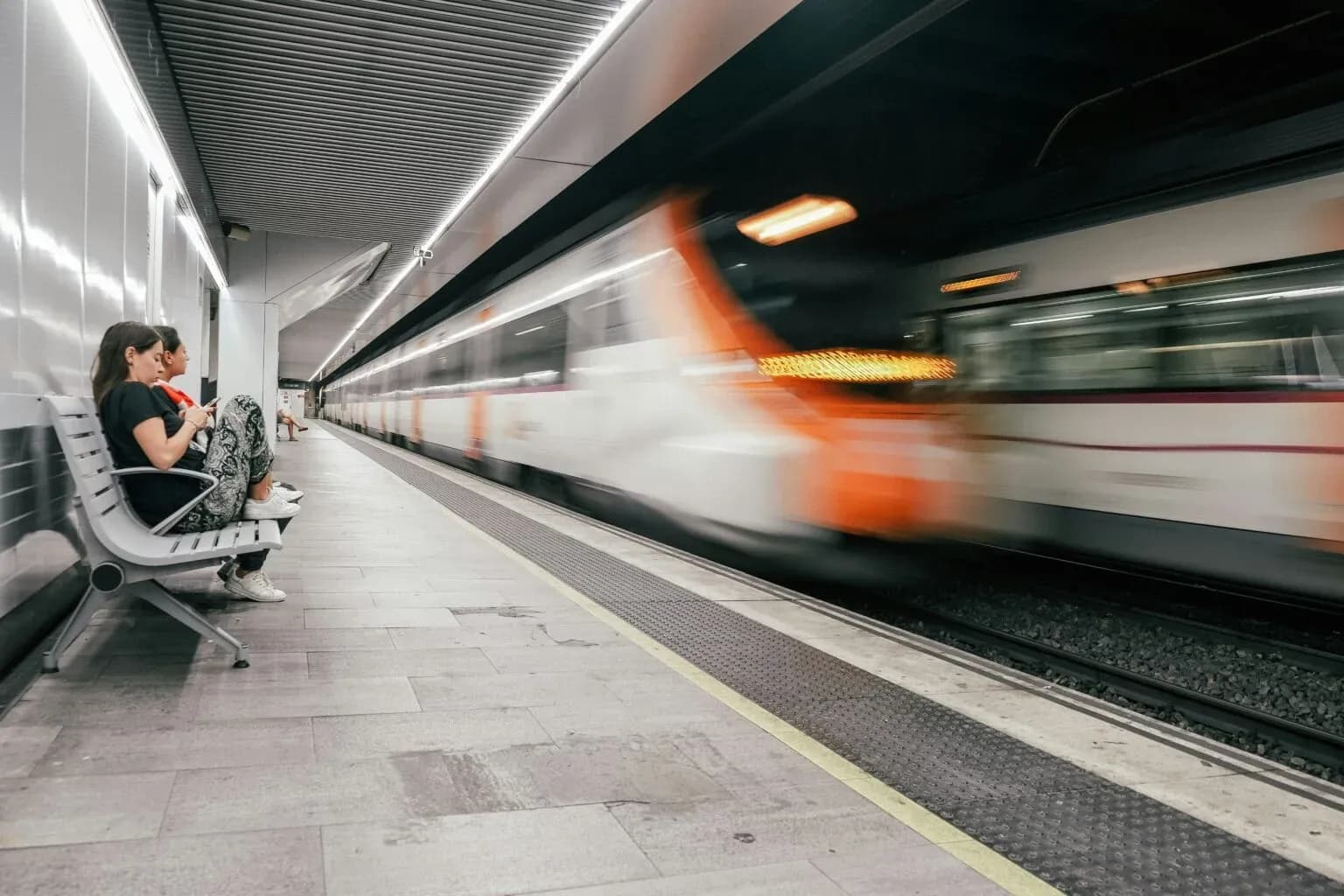 nenad-radojcic-R5zy885m6sc-unsplash-1536x1024